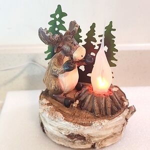 Vintage Moose around the campfire. Excellent condition